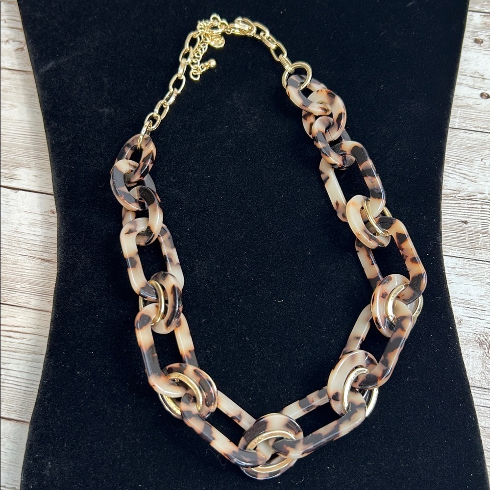 Loft Acrylic Faux Tortoise Shell Chain Necklace - Picture 2 of 4